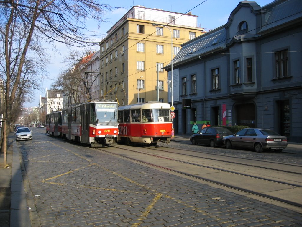 Praha, República Checa. tranvías típicos. navidades2007 by JoseLázaro