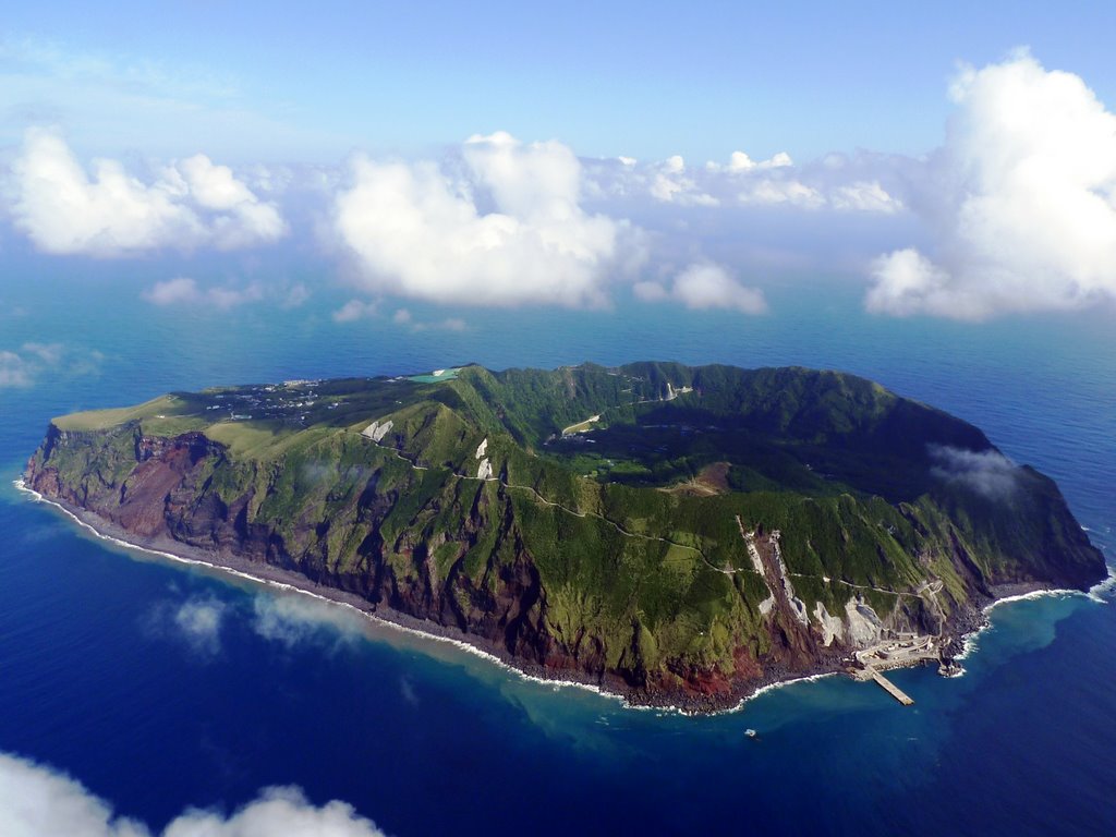 Aerial view of Aogashima Island from the altitude of 3000 feet by mharada