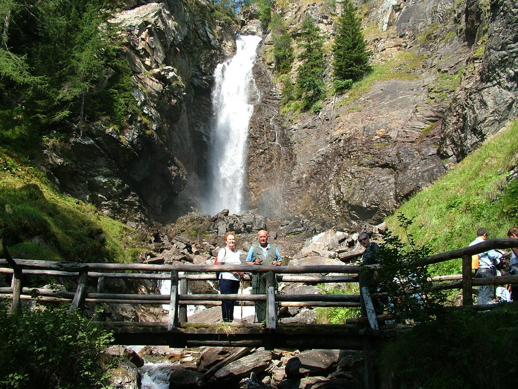 Val di rabbi - cascate di saent by andrea valorz