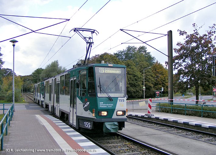 Zug aus 155 und 255 an der Haltestelle "Magnus-Zeller-Platz" by potstram