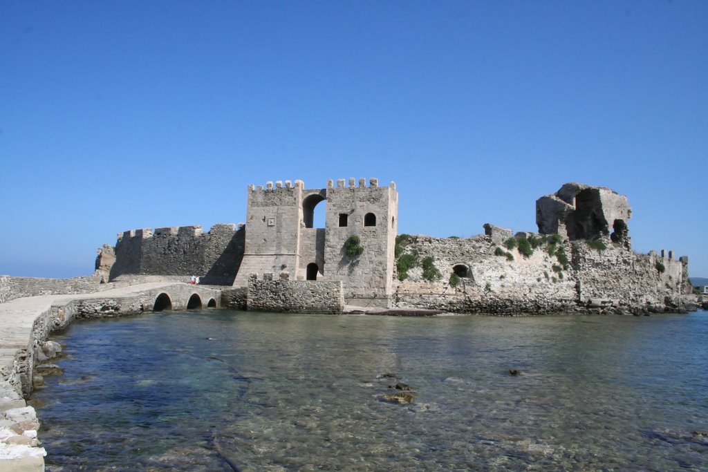 Methoni - Peleponnese - Greece by Styve Reineck