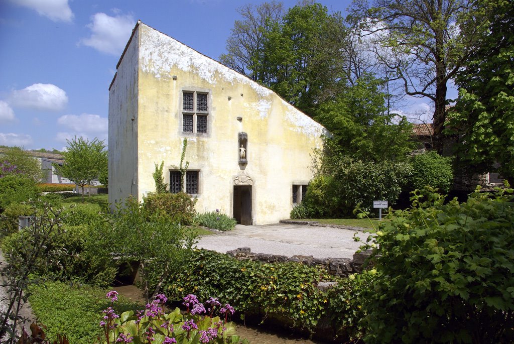 Domrémy La maison natale de Jeanne D'arc by François Roux