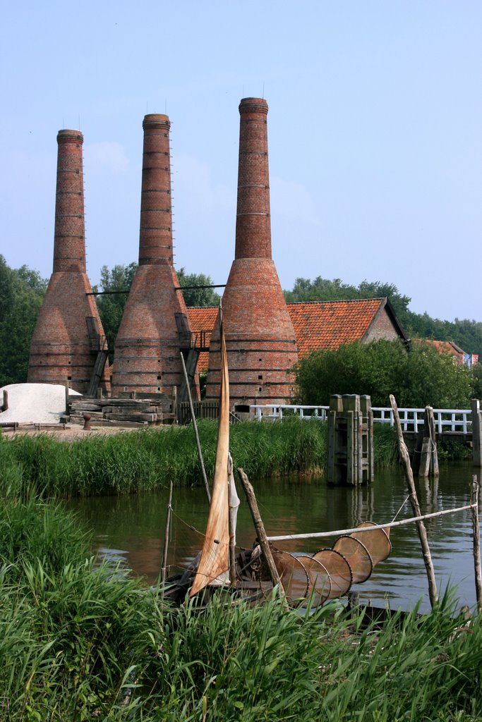 Enkhuizen - Netherlands by Styve Reineck