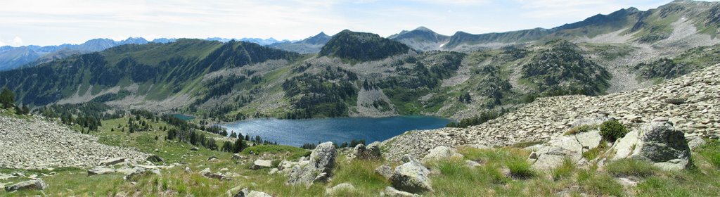 Estany d'Airoto by rguila