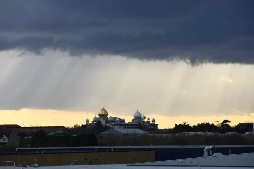 Southall Sikh Temple by tomaszgorny