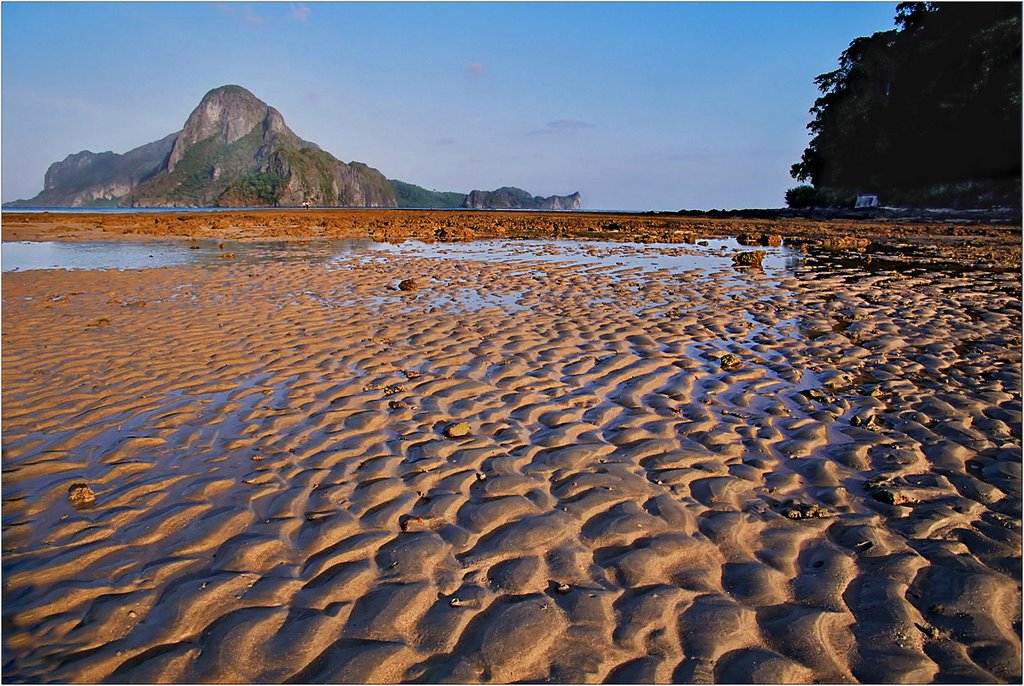 El Nido,Palawan by Vladimir Minakov