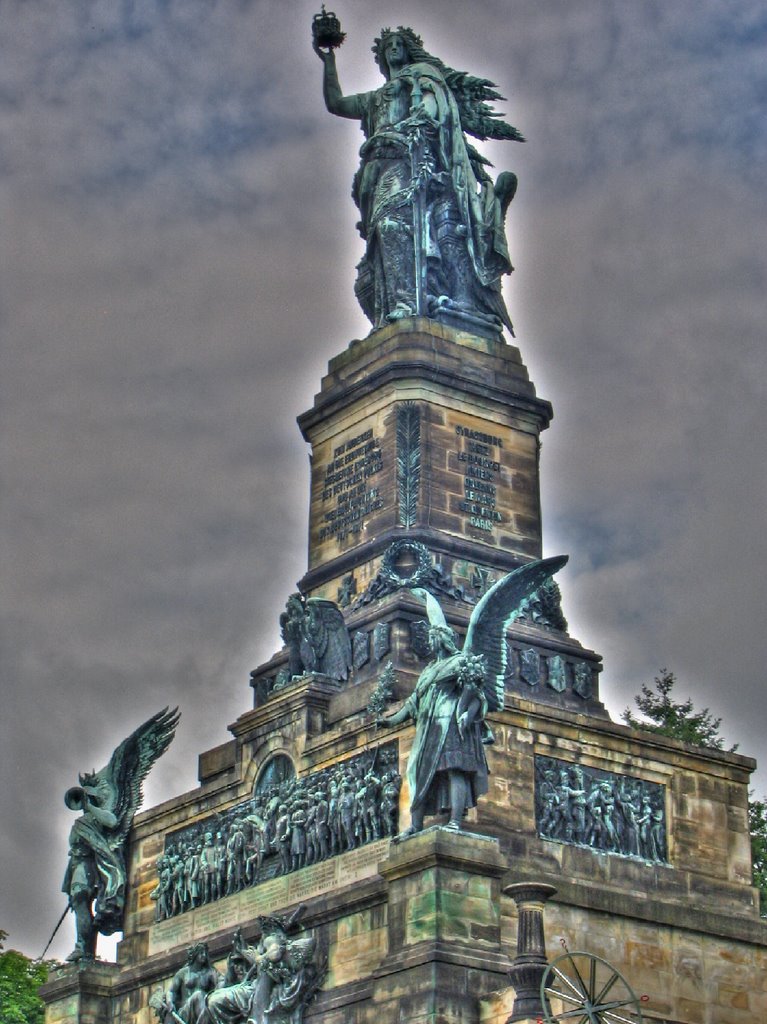 Rüdesheim - Niederwalddenkmal by charlyfoxtrott