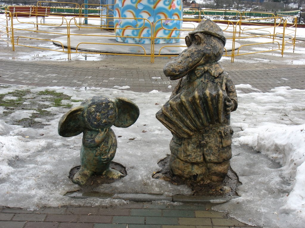 Памятник Чебурашке и крокодилу Гене / Monument to Cheburashka and crocodile Gena by Костунов Михаил