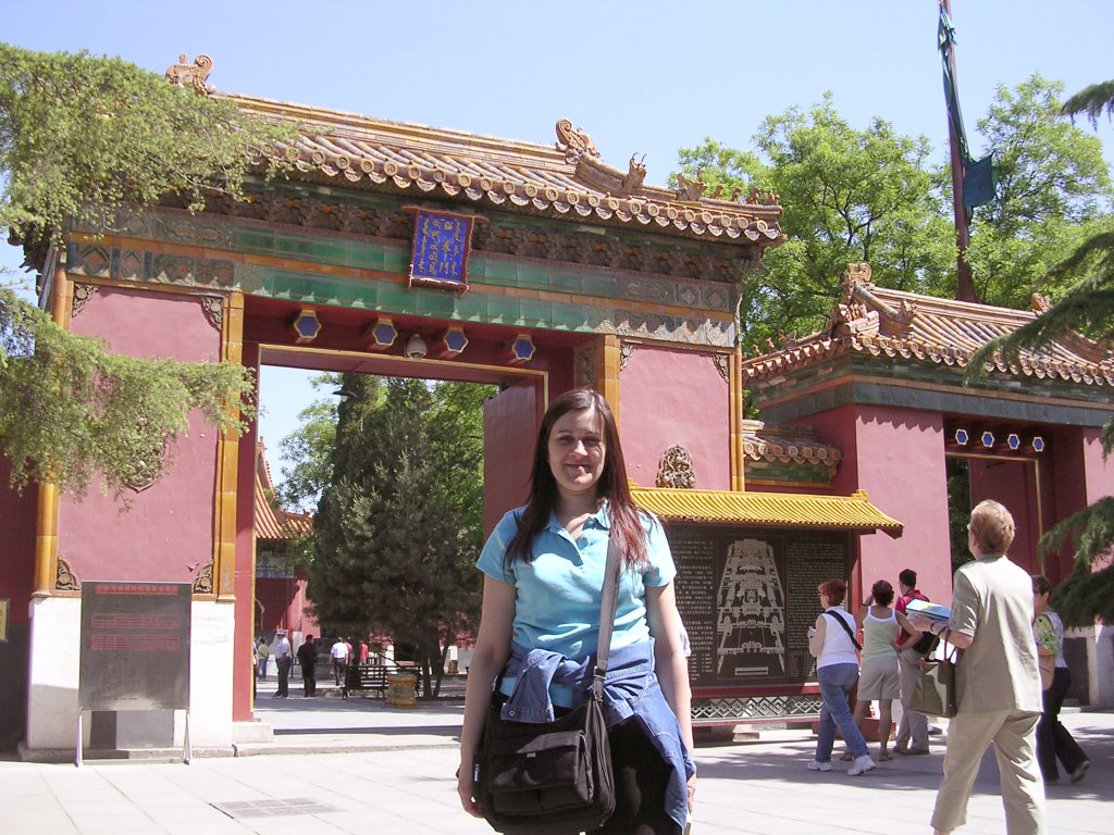 Entrace Lama Temple_14/05/07 by giorgio baruffaldi