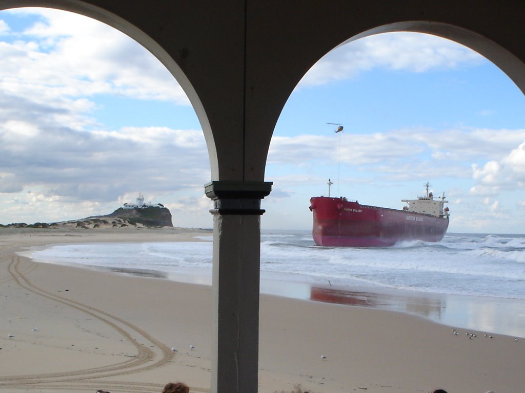 Stranded coal vessel 'Pasha Bulka' off Nobby's Beach, Newcastle, June 2007 by egrunt