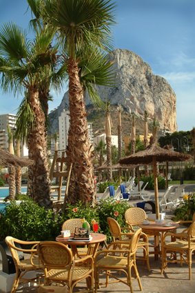 Piscina exterior Hotel Sol Ifach**** by the_joker