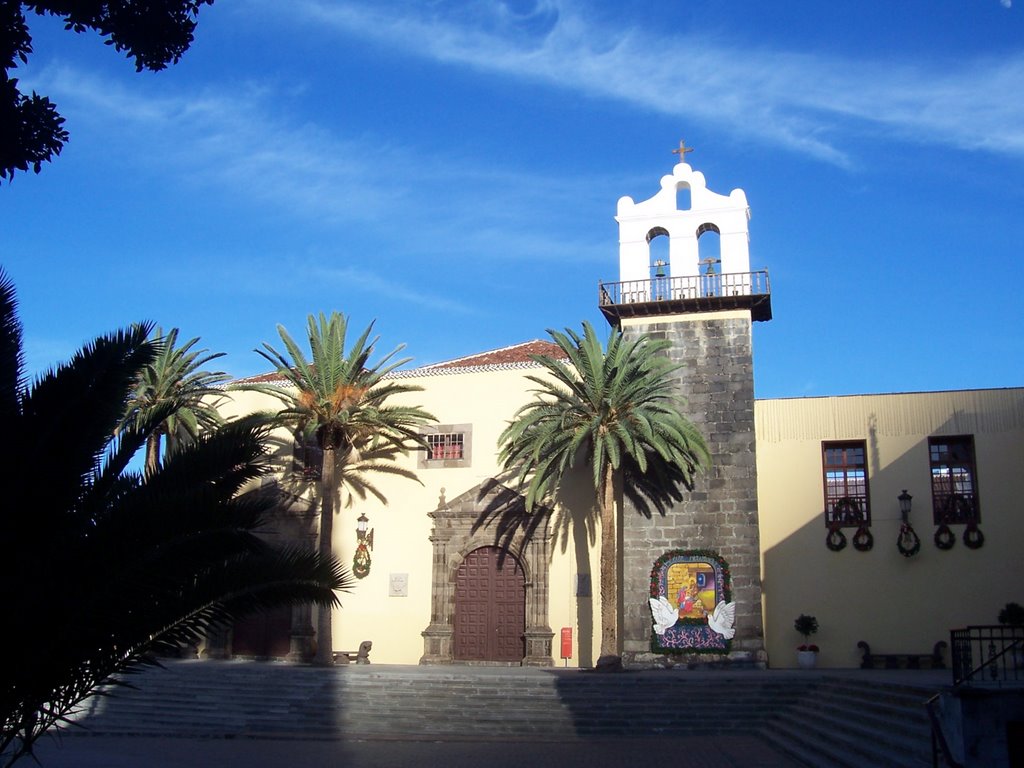 Convento Franciscano. Garrachico. TENERIFE. by Fernando Fernandez Justiniano