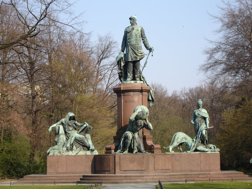 Statue of Bismarck by Woodruff