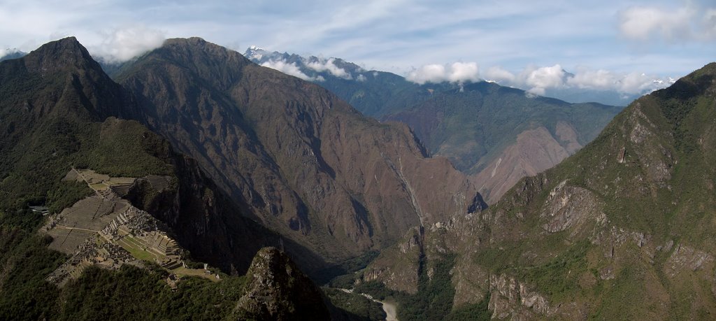 Panorama of Macchu Picchu and Urubamba valley by mottoth