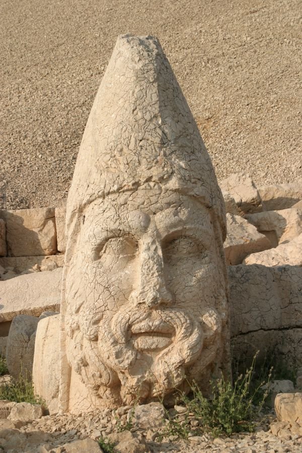 Nemrut Dagi - Herakles by Alex.K