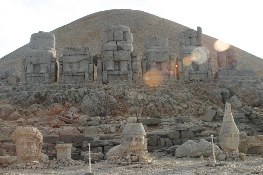 Nemrut Dagi - Ostterrasse P1 by Alex.K