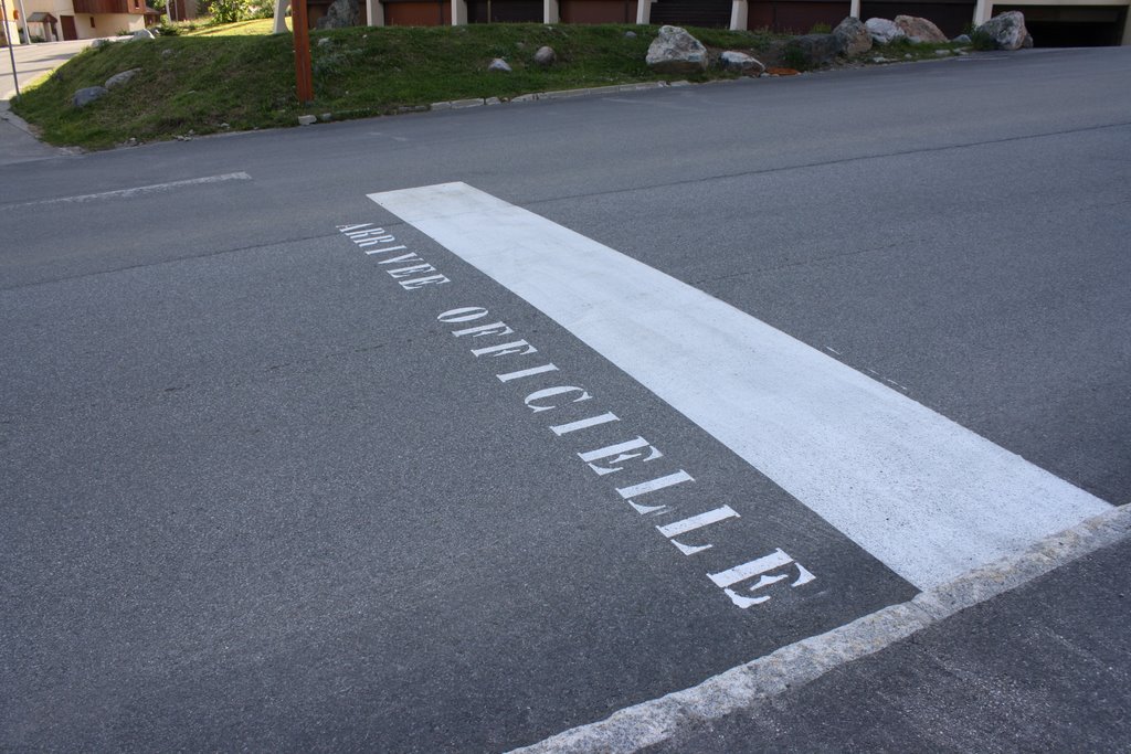 Arrivee Officielle - L'Alpe d'Huez-stage (Tour de France) by tomsoot