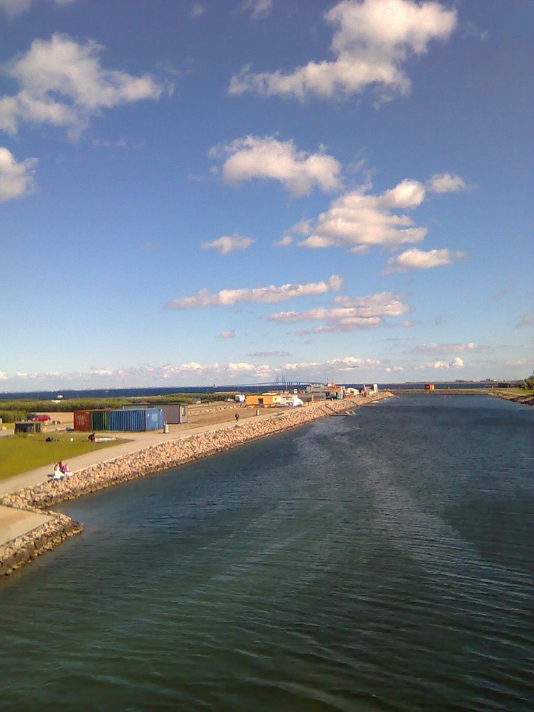 View of Amager Strandpark from Lagunebroen 2 by krungadoren