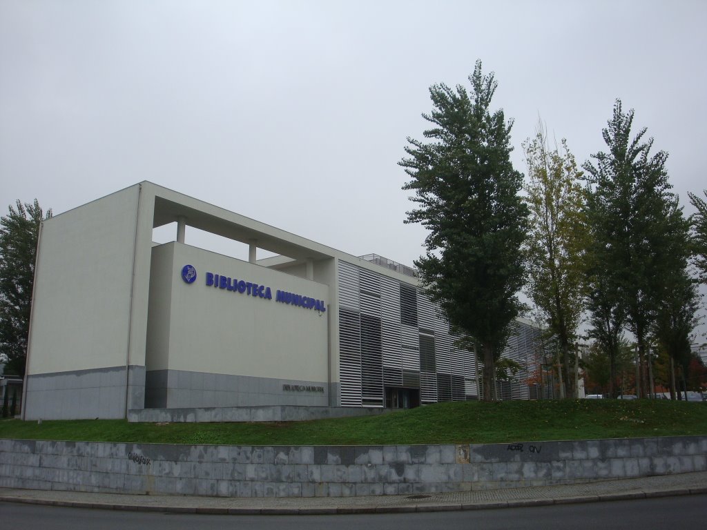 Biblioteca Municipal, Gondomar by nabantino