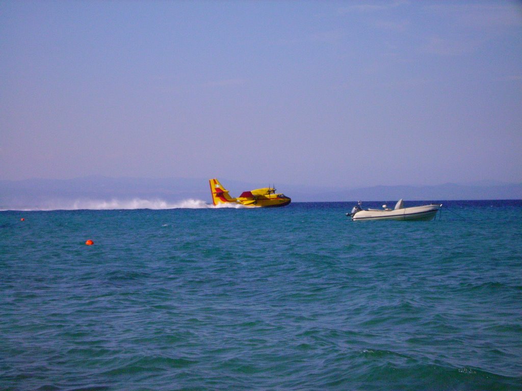 Canadair Cl415 - Polychrono ( Summer 2006 ) by Steve4