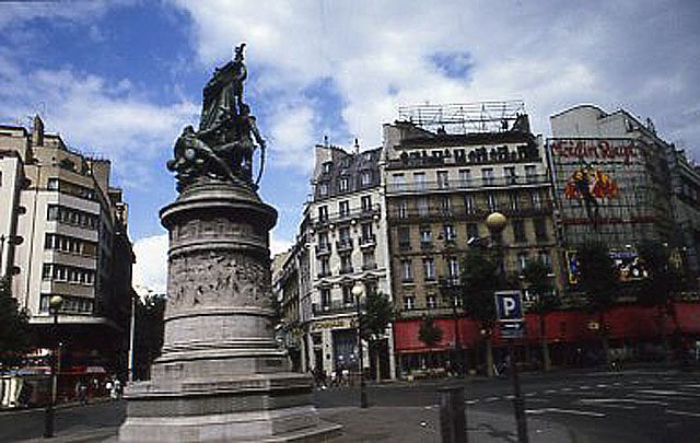 Place de Clichy by Angelo Leone (Algorad)