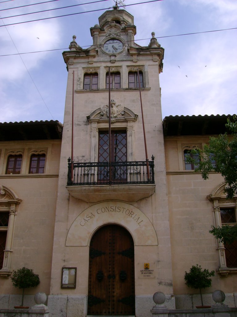 Alcudia Rathaus by betty11de