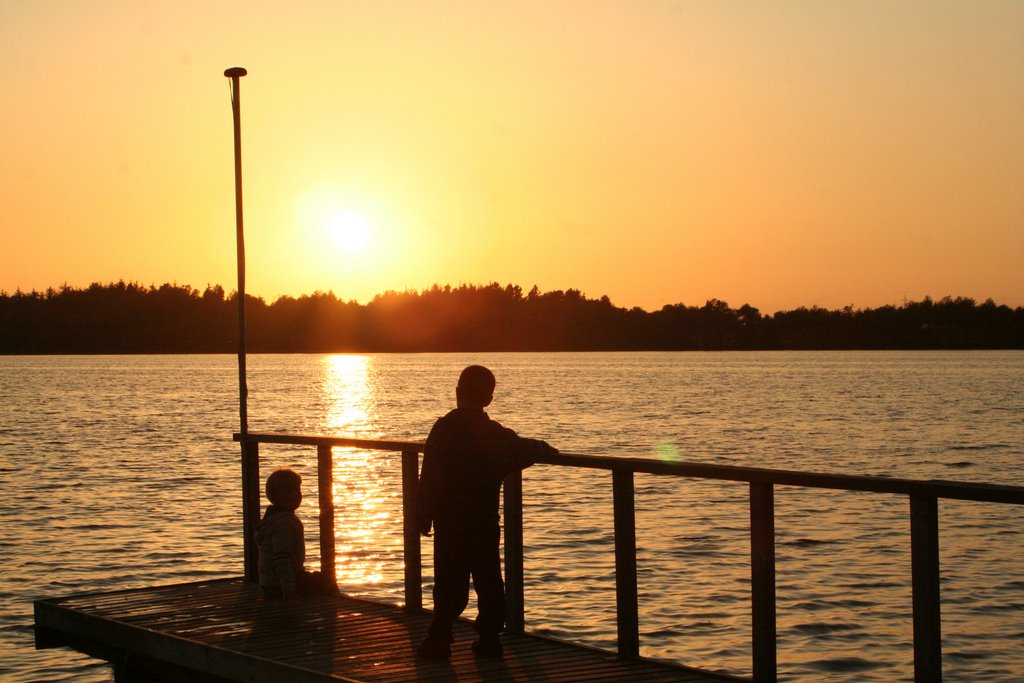 Boys at little pier, Kvie So by ♥ღiღi ☼