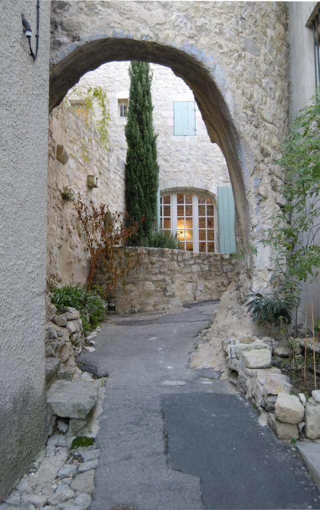 Boulbon house through arch by garry-g