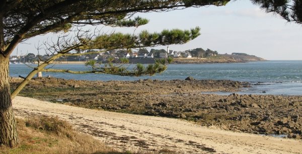 Pointe de Port Navalo et son Far, Morbihan by aelig.fr