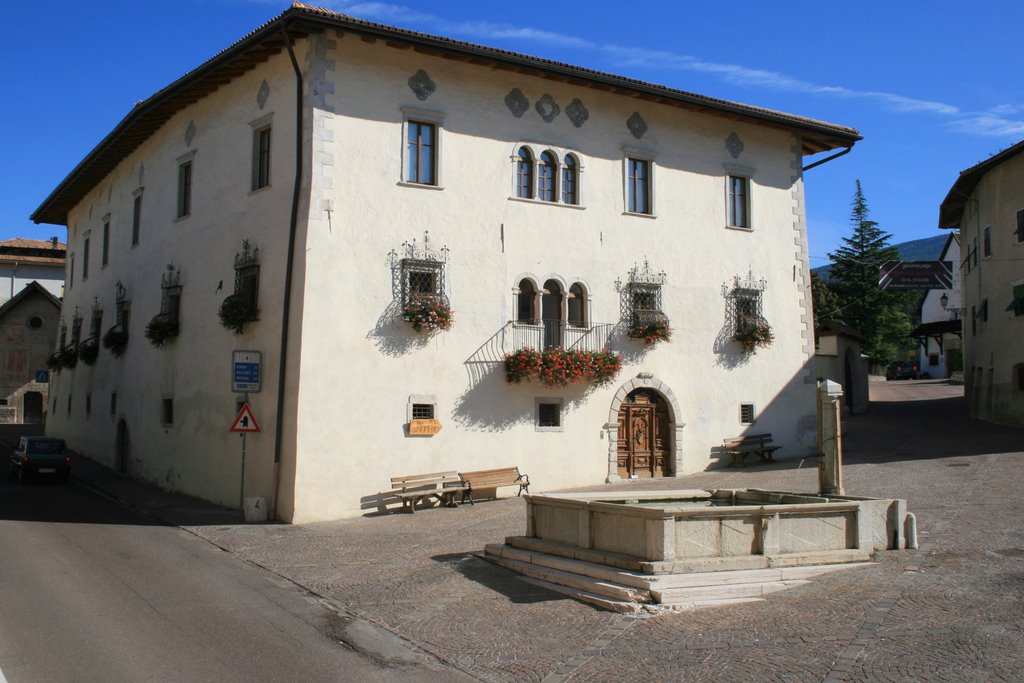 Sanzeno: Casa de' Gentili by Francesco Giacomoni