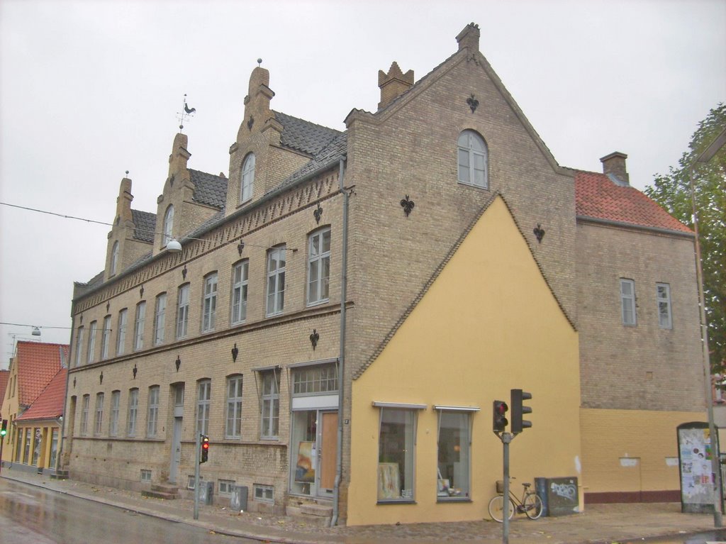 Altes und schönes Haus in Roskilde by mariogenexgode