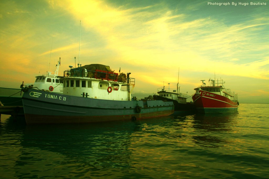 Atardecer despues de la pesca by Hugo Bautista