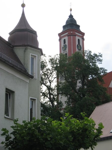 Gsundbrunnenplatz zur Kirche St. Michael by r.leonardo