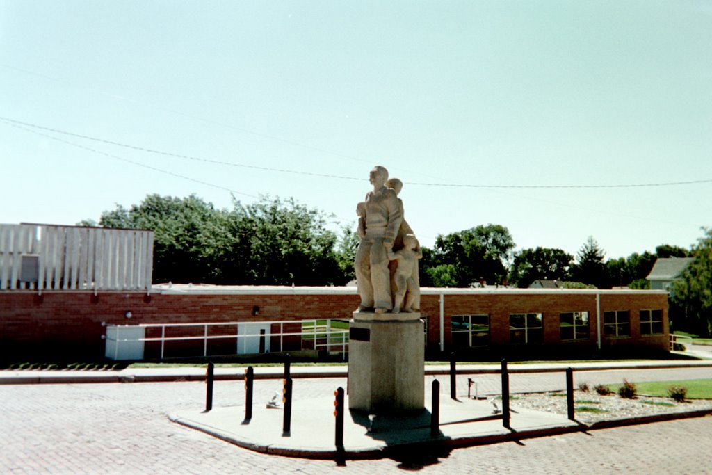 Statue in Oberlin KS by Dave_B_1