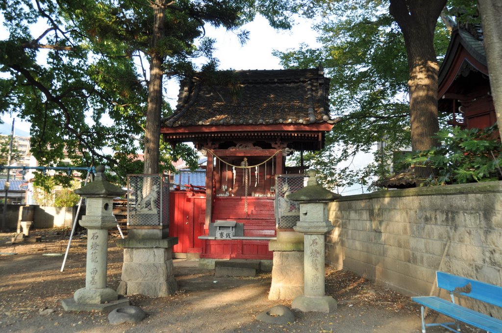 Jōchū-Inari-sha 城中稲荷社 (2009.09.26) by k.takita