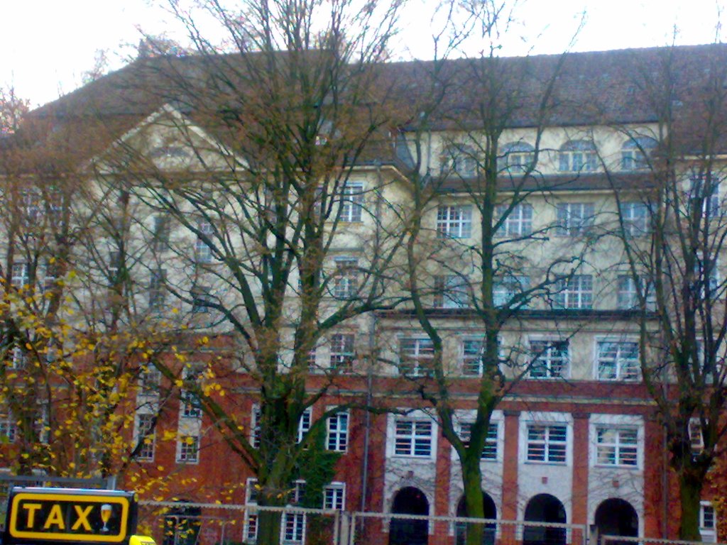 Otto-von-Guericke-Oberschule by Moabiter_King21