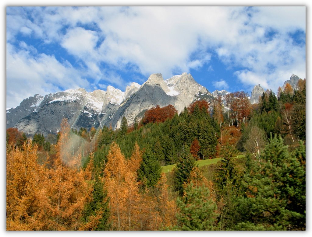 Tauern-Autobahn A10 (19) ●(000°) - bunter Herbst by © Roland