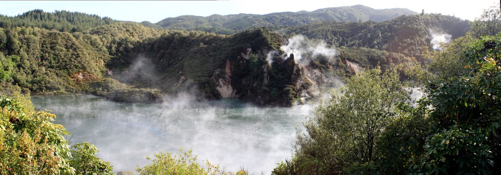 Crater del Sur (Waimangu) by carmen sanz nisa