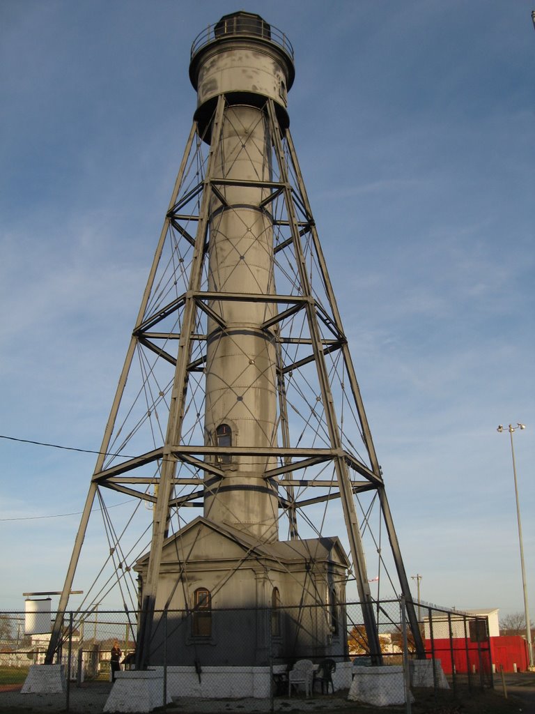 Tinicum Rear Range Lighthouse from West by Chris Sanfino