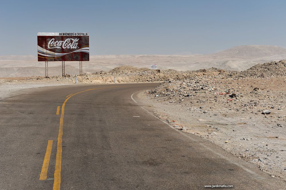 Coca-Cola on the desert, Peru, August 2009 by jm76