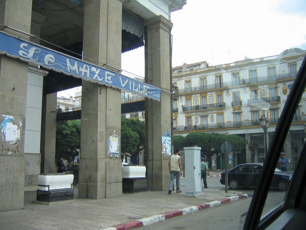 Annaba streets by fotokönig