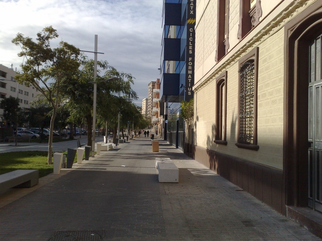 Carrer Oliva desde carrer Sagrera by Horaci W. Lightracks