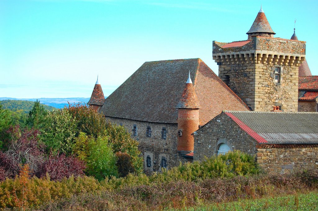 Château de Lespinasse by Les Argonautes