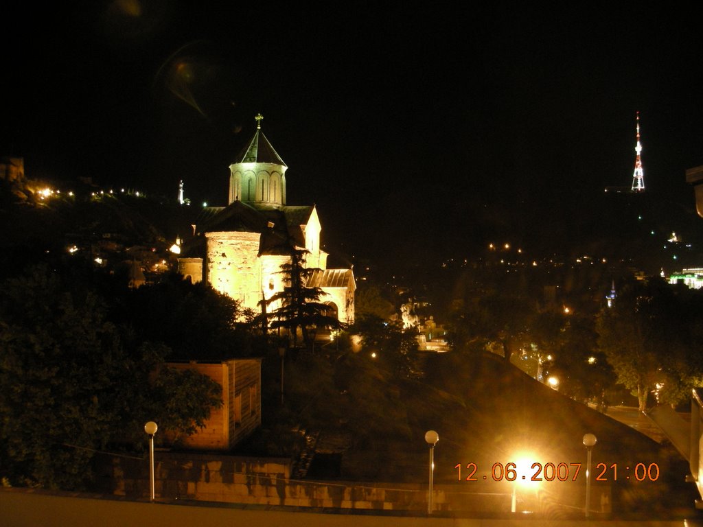 Tiflis Altstadt in der Nacht by robertki