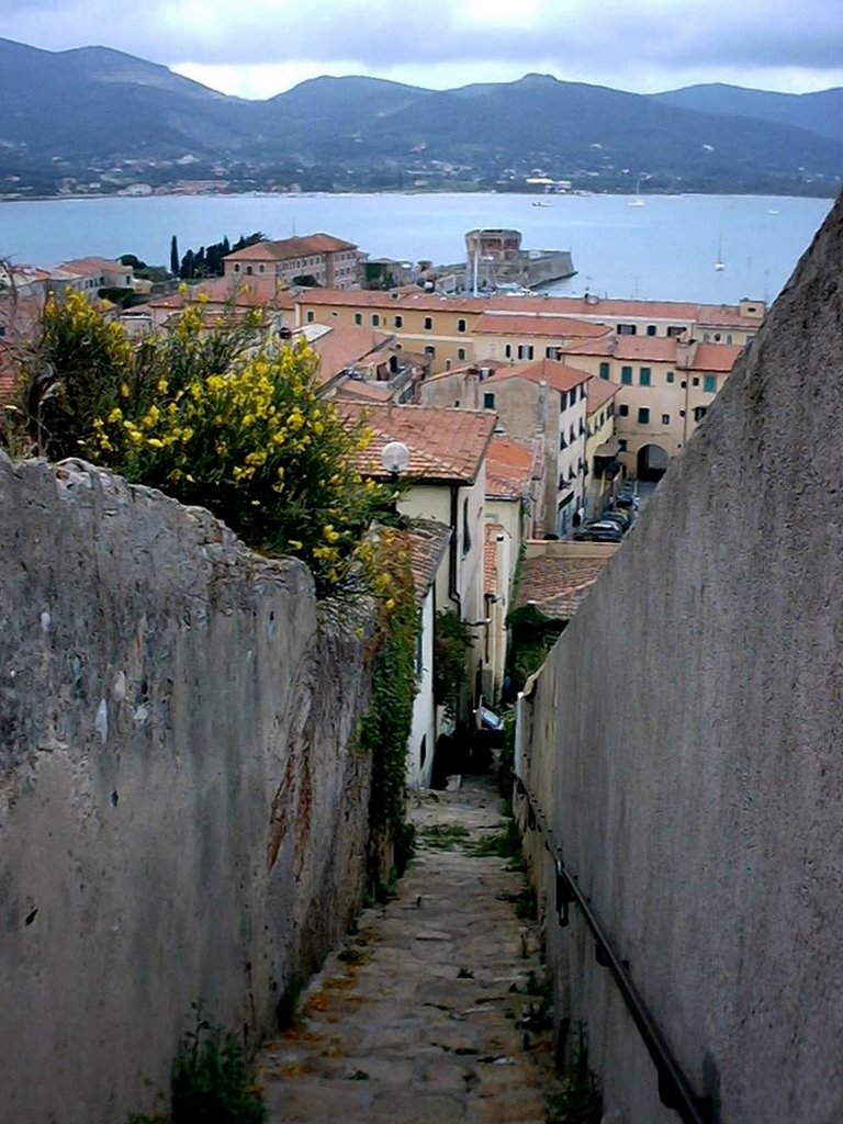 Isola d'Elba, Portoferraio by Claudio Pedrazzi