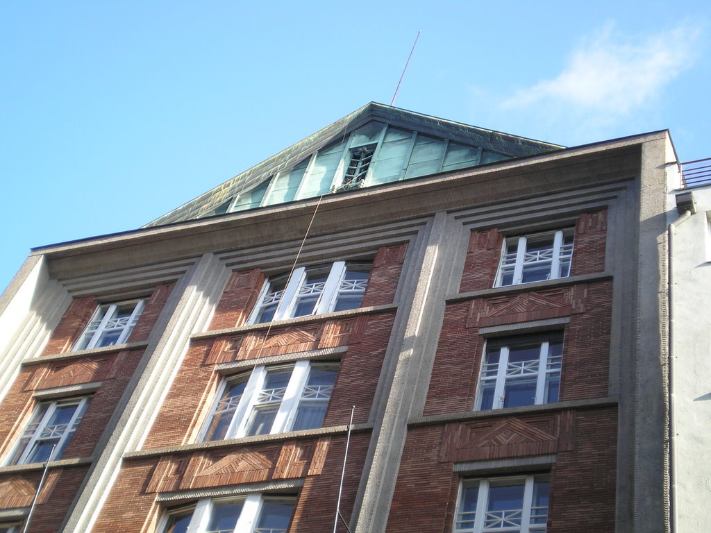 Building Frontispiece by eugen_chicio