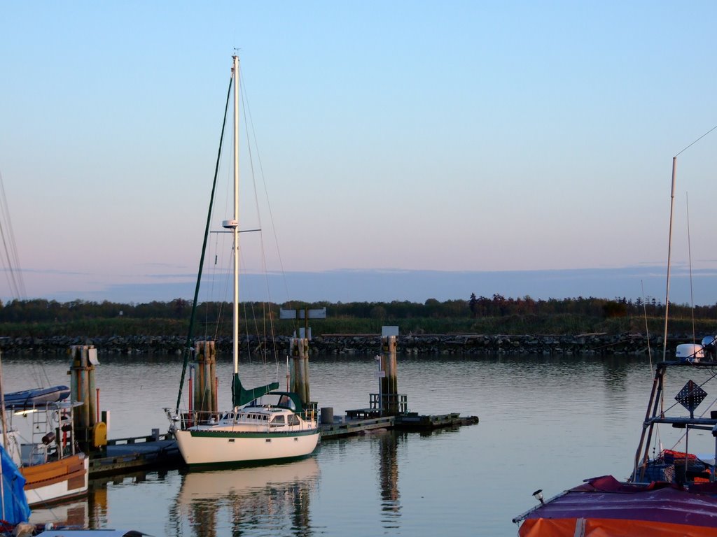 Steveston Village by Jorge Rojas-Castaned…