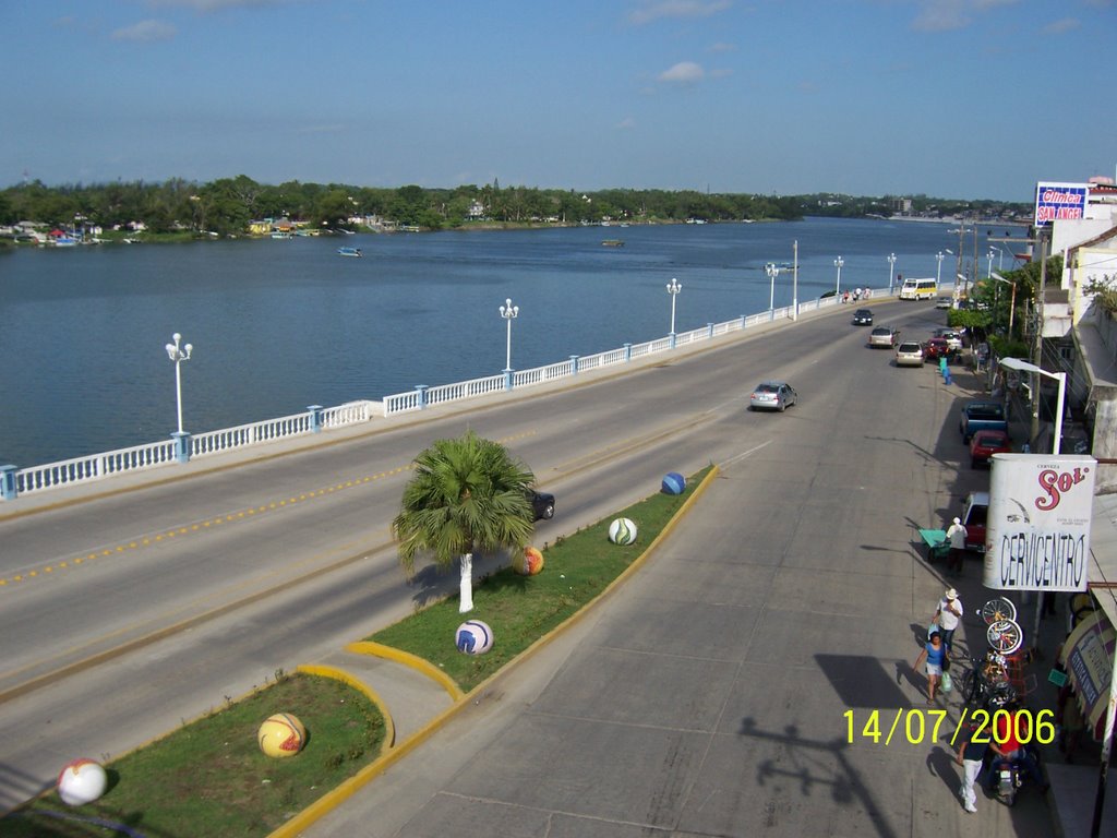 desde puente tuxpan by anddammit