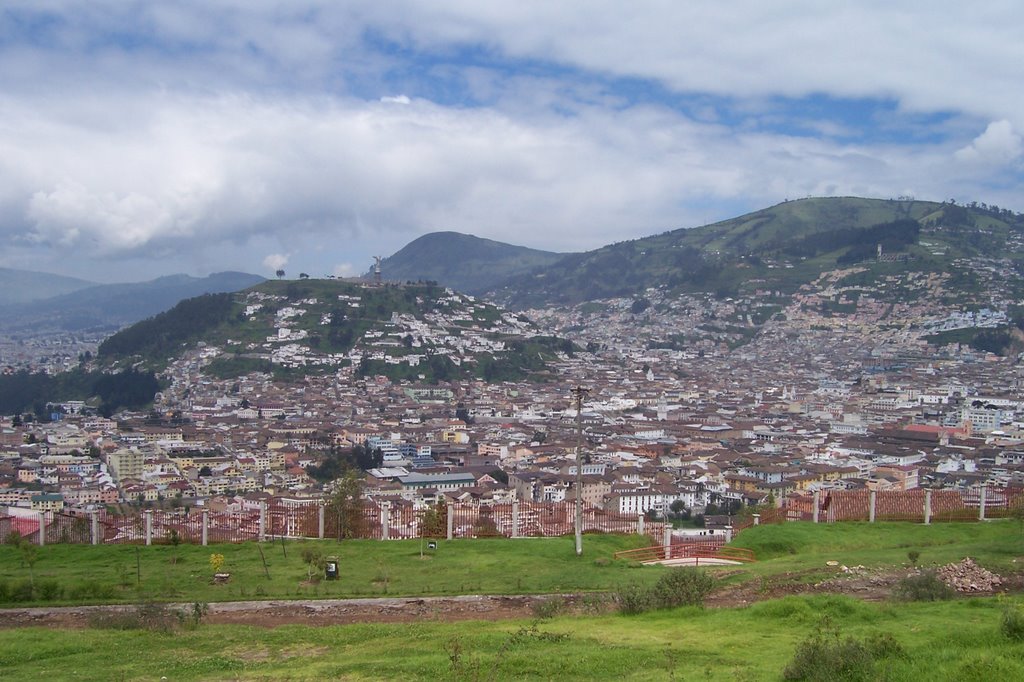 Quito colonial by andi C