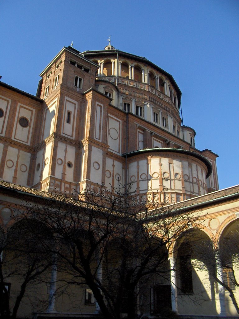 Milano, 12 marzo 2006 - S. Maria delle Grazie, portico e tiburio by Fabulatore